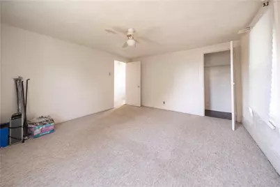308 Wykes St, Aliquippa, PA 15001 - Photo 16