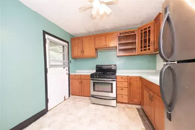 308 Wykes St, Aliquippa, PA 15001 - Photo 10