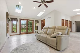 12289 Herold Dr, North Huntingdon, PA 15642 - Photo 20