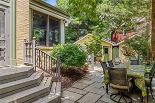 715 College St, Pittsburgh, PA 15232 - Photo 38