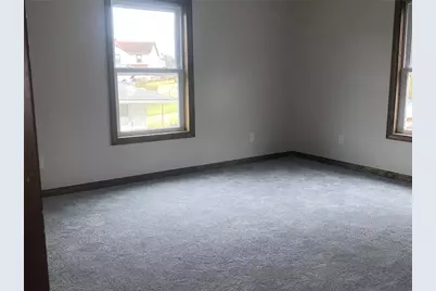 69 - 71 Sycamore St, Cecil, PA 15350 - Photo 14