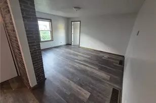 69 - 71 Sycamore St, Cecil, PA 15350 - Photo 6