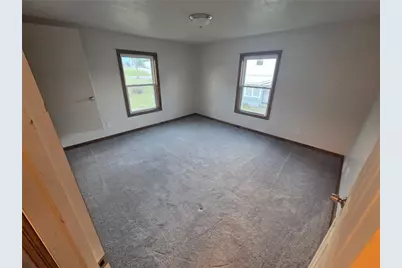 69 - 71 Sycamore St, Cecil, PA 15350 - Photo 12