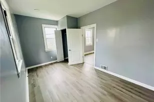 1004 Fritz St, Pittsburgh, PA 15203 - Photo 8