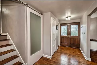 251 Franklin Dr, Pittsburgh, PA 15241 - Photo 2