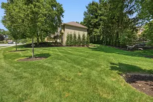 10489 Olde Villa Dr, Pittsburgh, PA 15044 - Photo 44