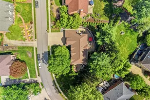 10489 Olde Villa Dr, Pittsburgh, PA 15044 - Photo 40
