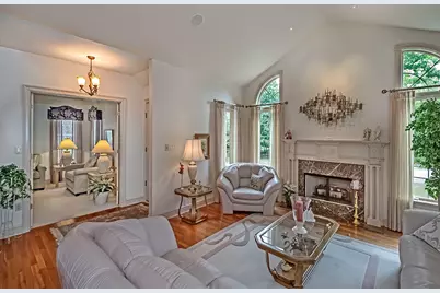101 Cherry Hill Drive, Collier Township, PA 15142 - Photo 12