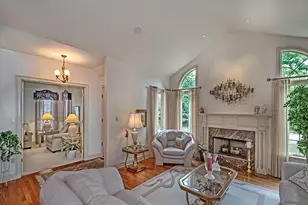 101 Cherry Hill Dr, Collier Township, PA 15142 - Photo 12
