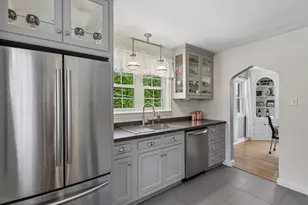 1770 Locust Rd, Pittsburgh, PA 15143 - Photo 10