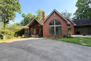 231 Fairview Rd, Downtown Pgh, PA 15238 - Photo 2