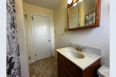 633 Crowder Ave, Sharon, PA 16146 - Photo 16