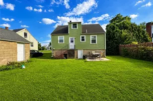 633 Crowder Ave, Sharon, PA 16146 - Photo 32