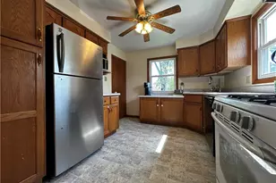 633 Crowder Ave, Sharon, PA 16146 - Photo 12