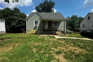633 Crowder Ave, Sharon, PA 16146 - Photo 2