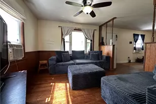 633 Crowder Ave, Sharon, PA 16146 - Photo 4