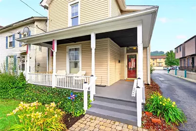 452 Turnpike St, Beaver, PA 15009 - Photo 2