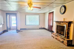 1018 E Main St, Rural Valley Boro, PA 16249 - Photo 6