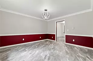 208 Lynwood Dr, Hempfield Township, PA 16125 - Photo 6