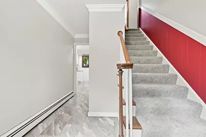 208 Lynwood Dr, Hempfield Township, PA 16125 - Photo 2