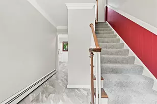 208 Lynwood Dr, Hempfield Township, PA 16125 - Photo 2