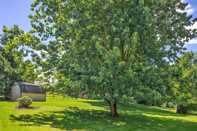1928 Caribou Dr, Pittsburgh, PA 15101 - Photo 32