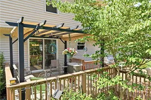 2357 Pierce Bluffs Dr, Hermitage, PA 16148 - Photo 4