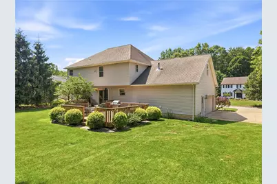 2357 Pierce Bluffs Drive, Hermitage, PA 16148 - Photo 6