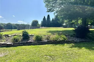 302 Freeport St, Clinton Township, PA 16056 - Photo 8