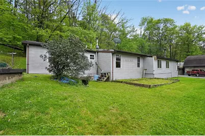 158 Renfrew Rd, Penn Township, PA 16053 - Photo 28