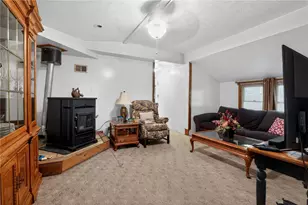 158 Renfrew Rd, Penn Township, PA 16053 - Photo 6