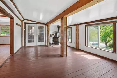 158 Renfrew Rd, Penn Township, PA 16053 - Photo 4