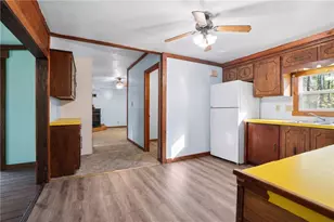 158 Renfrew Rd, Penn Township, PA 16053 - Photo 6