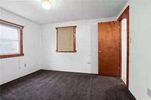 158 Renfrew Rd, Penn Township, PA 16053 - Photo 12