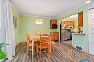 402 Allenberry, Ross Twp, PA 15237 - Photo 4
