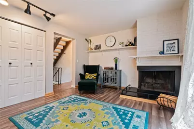 402 Allenberry, Ross Twp, PA 15237 - Photo 2