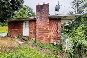 1060 Lawndale, Homewood Brushton, PA 15221 - Photo 8