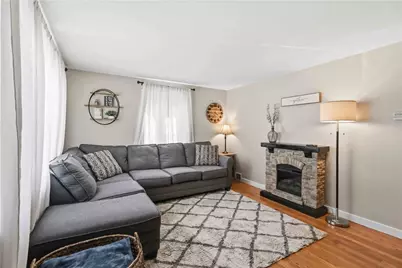 303 N 6th St, Youngwood, PA 15697 - Photo 4