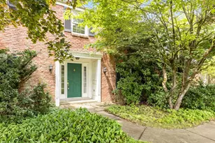 2545 Glenwood Dr, Pittsburgh, PA 15090 - Photo 4
