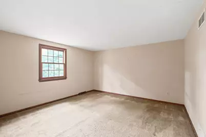 2545 Glenwood Drive, Pittsburgh, PA 15090 - Photo 26