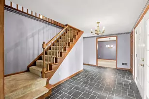 2545 Glenwood Dr, Pittsburgh, PA 15090 - Photo 6