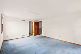 2545 Glenwood Dr, Pittsburgh, PA 15090 - Photo 22