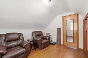 4426 Glencairn St, West Mifflin, PA 15122 - Photo 14