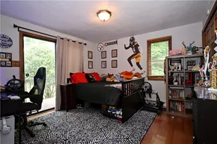 391 Maple Rd, Burgettstown Boro, PA 15021 - Photo 18