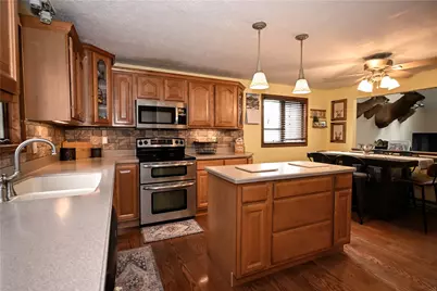 391 Maple Rd, Burgettstown Boro, PA 15021 - Photo 10