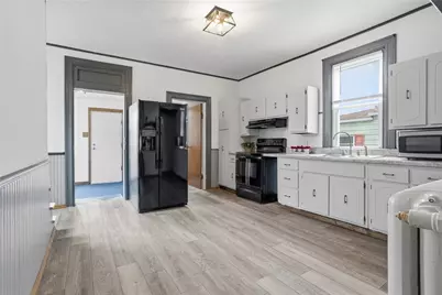 215 McKim St, Zelienople, PA 16063 - Photo 8