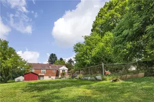 2714 Gould Dr, South Park, PA 15129 - Photo 34