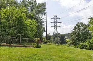 2714 Gould Dr, South Park, PA 15129 - Photo 32