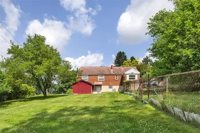 2714 Gould Dr, South Park, PA 15129 - Photo 4
