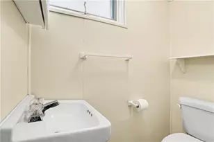 21 Leon Rd, Green Tree, PA 15220 - Photo 20